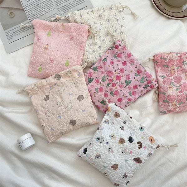 Cartoon Drawstring Cosmetic Bag Clutch Bag Large Makeup Organizer Bags Korean Cosmetic Pouch Women Cute Toiletry Beauty Case