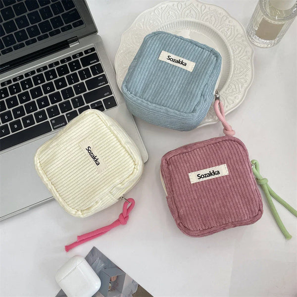 Kawaii Travel Small Cosmetic Lipstick Earphone Storage Bag Purse Women Portable Mini Makeup Handbags Wallet Pouch Bags Organizer