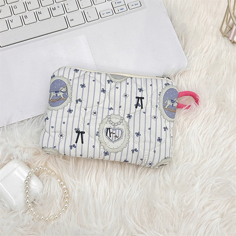 Cute Cartoon Small Travel Cosmetic Lipstick Earphone Card Portable Storage Bag Purse Women Mini Makeup Handbags Wallet Pouch Bag