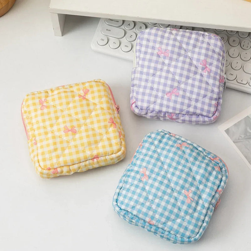 Cute Bow Women Mini Cosmetic Bag Sanitary Napkins Storage Bag Portable Tampon Holder Case Mini Makeup Lipstick Storage Bag Pouch