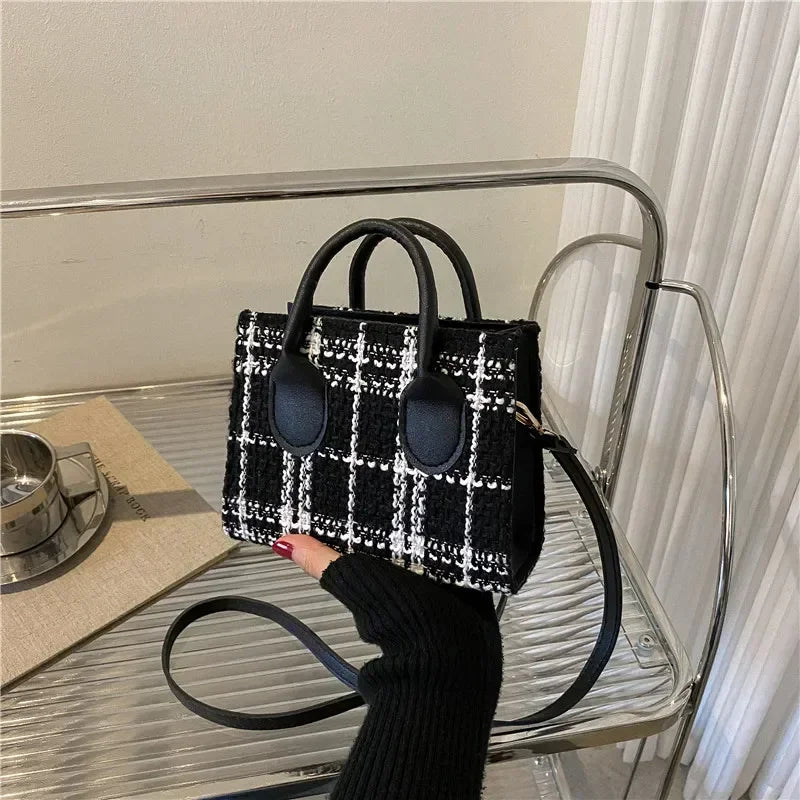 Women's Check Pattern Crossbody Shoulder Bag - Lightweight & Elegant