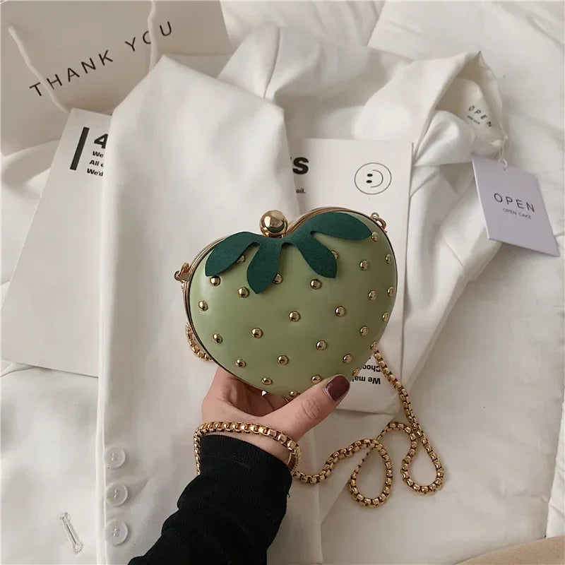 Cute Fruit Strawberry Heart Shape Pu Rivet Mini Fashion Ladies Chain Purse Clutch Bag Shoulder Bag Tote Female Flap Handbag Q5