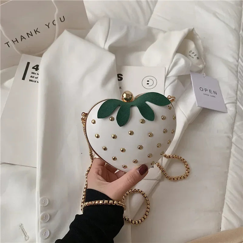 Cute Fruit Strawberry Heart Shape Pu Rivet Mini Fashion Ladies Chain Purse Clutch Bag Shoulder Bag Tote Female Flap Handbag Q5
