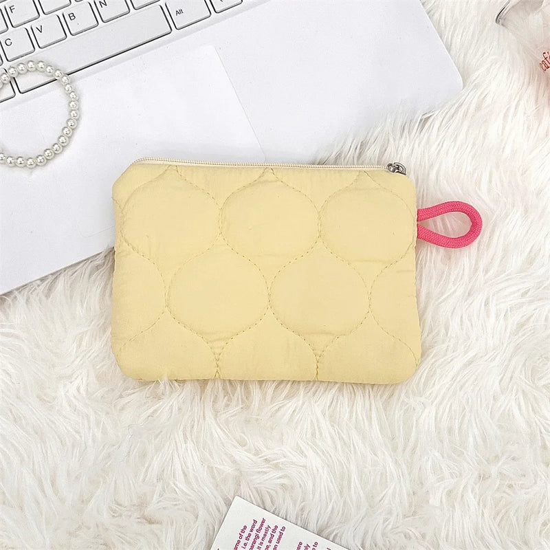 Candy Color Heart Shaped Cosmetic Bag Women Portable Earphones Lipstick Sanitary Napkins Storage Pouch Small Makeup Zipper Bags